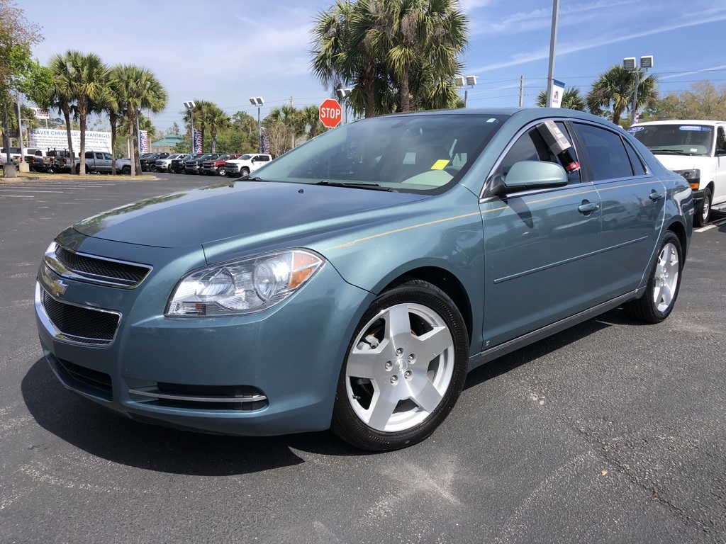 Pre-Owned 2009 Chevrolet Malibu LT FWD 4D Sedan