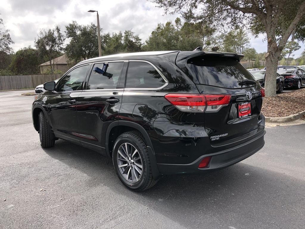 Certified Pre Owned 2018 Toyota Highlander XLE AWD 4D Sport Utility