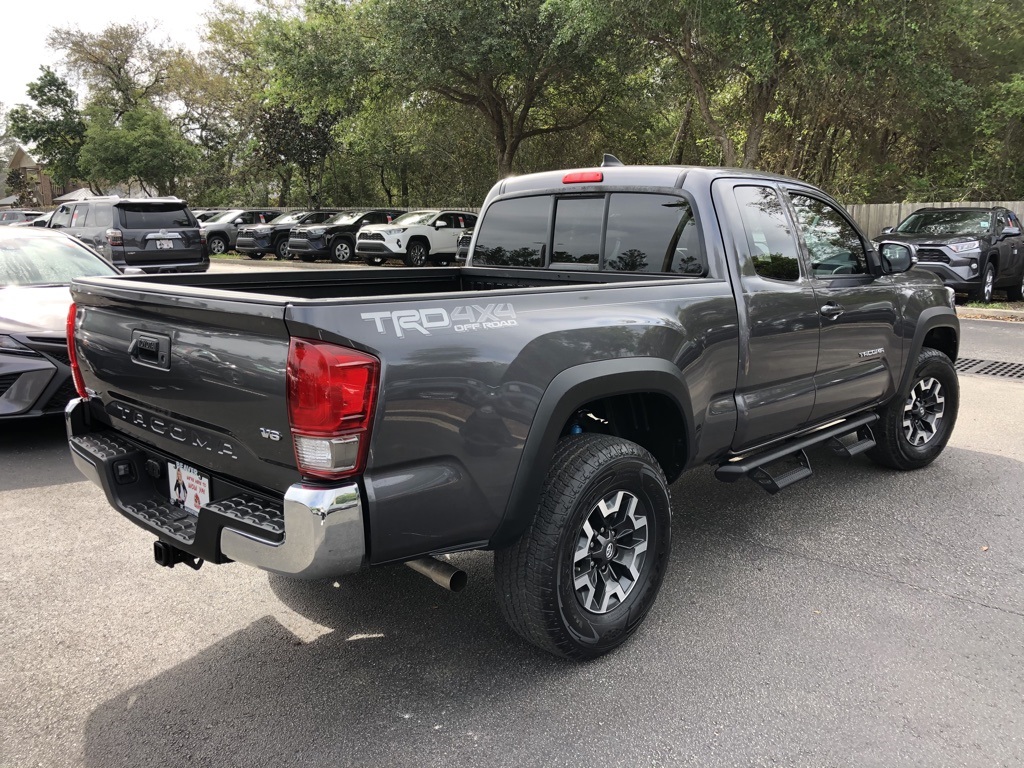 Pre-Owned 2017 Toyota Tacoma TRD Offroad 4WD 4D Access Cab