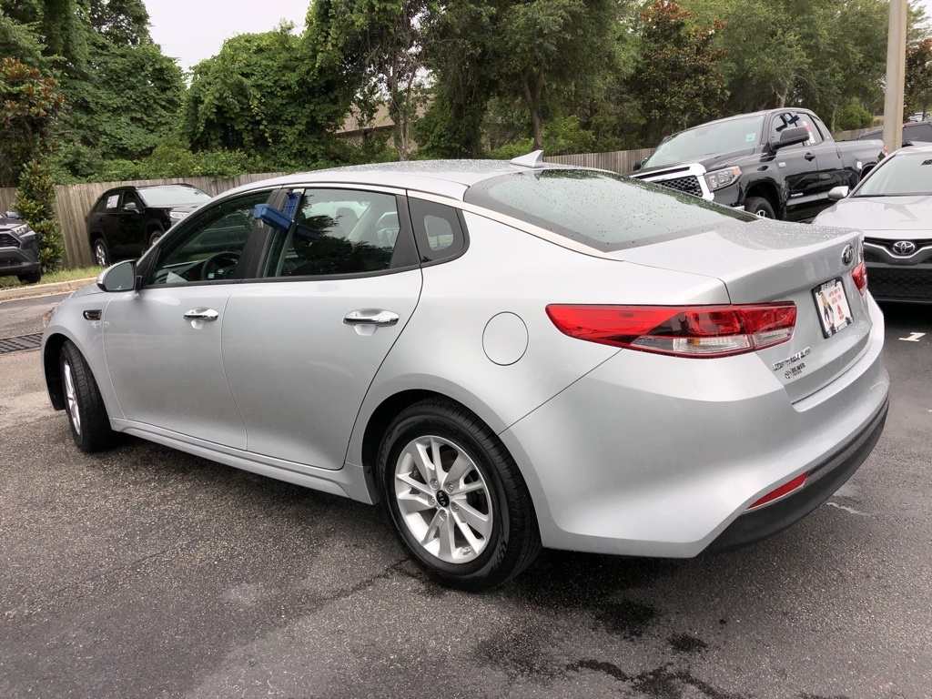 Kia optima lx